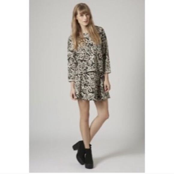 Topshop Leopard Print Sweater Size 2 - Picture 6 of 6